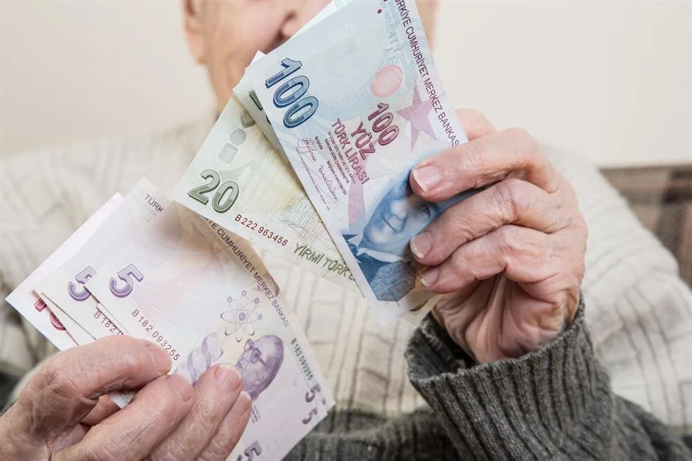 Yaşlılık Aylığı Nedir, Nasıl Alınır, 65 Yaş Aylığı Ne Kadar?